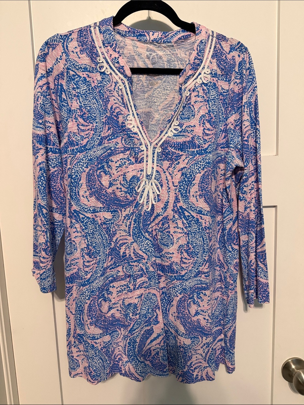Lilly Pulitzer 100% Cotton Blue and Pink Paisley V-Neck Resortwear Vacay Tunic